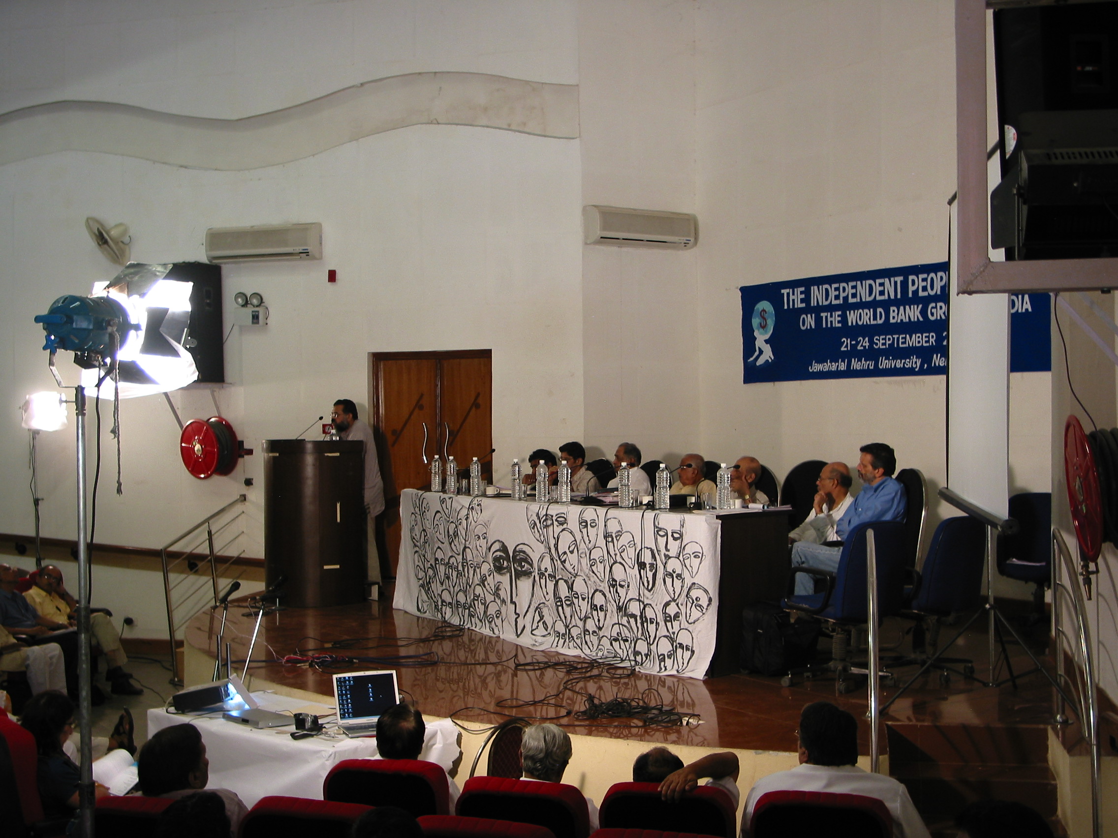 Jury panel deliberating